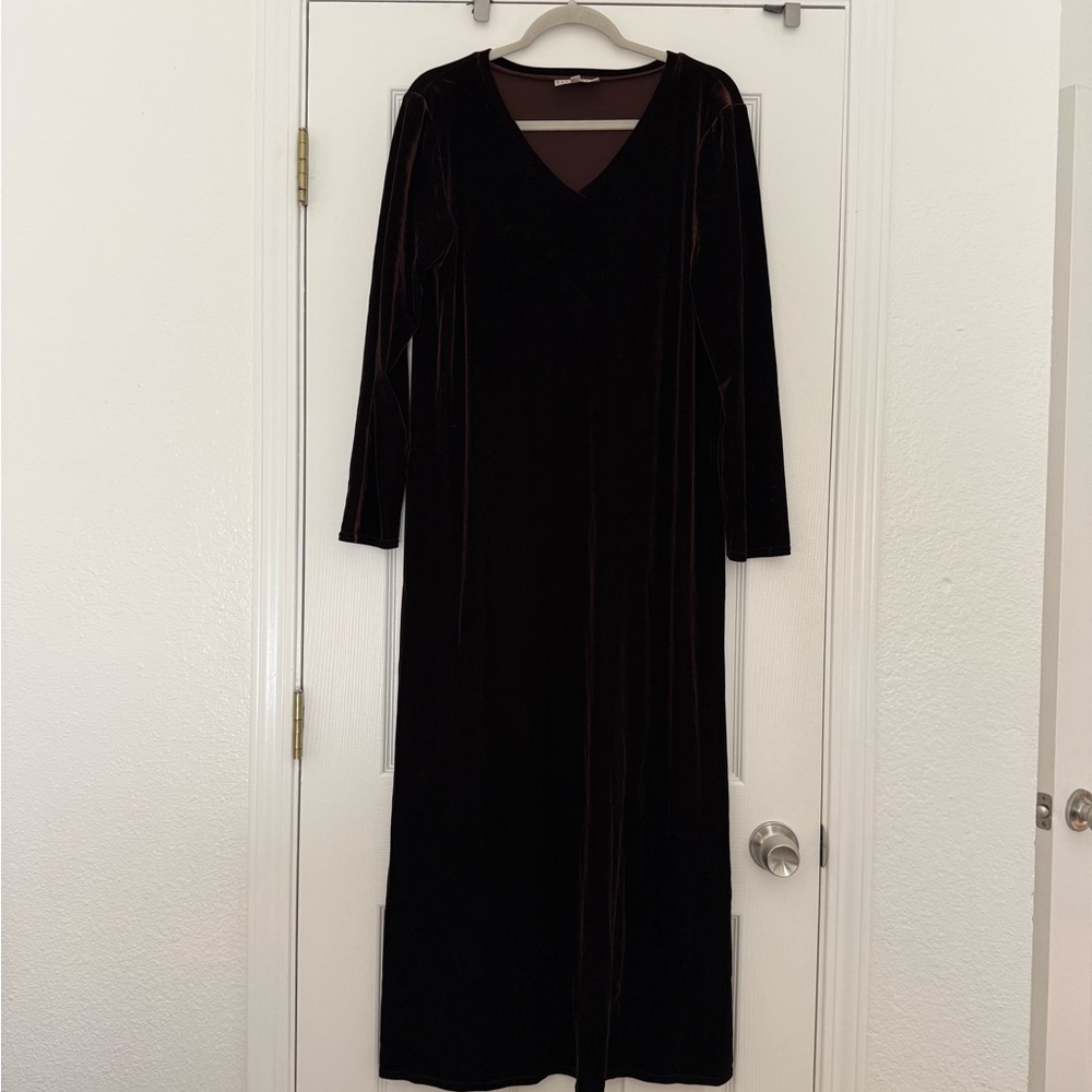 Elegant Brown Velvet Dress VINTAGE